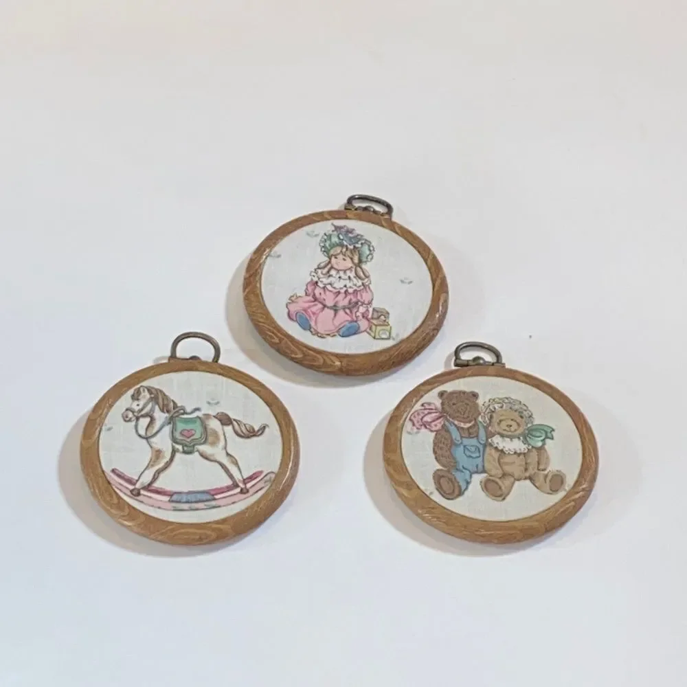 Adorable Wooden Toy Ornaments Set